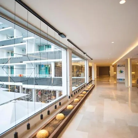 Lb Deluxe Sea View Room, Breakfast And Dinner Included, Wifi, 250m To The Beach * 플라야 델 잉글스
