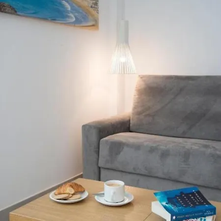 アパート Lb Deluxe Sea View Room, Breakfast And Dinner Included, Wifi, 250m To The Beach プラヤ・デル・イングレス