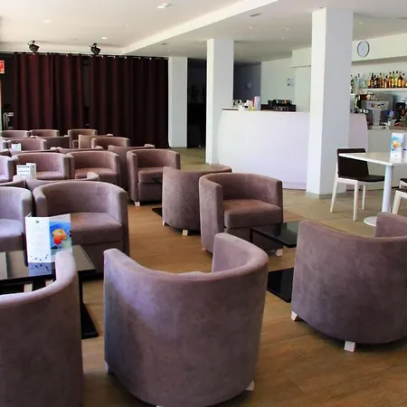 アパート Lb Deluxe Sea View Room, Breakfast And Dinner Included, Wifi, 250m To The Beach *
